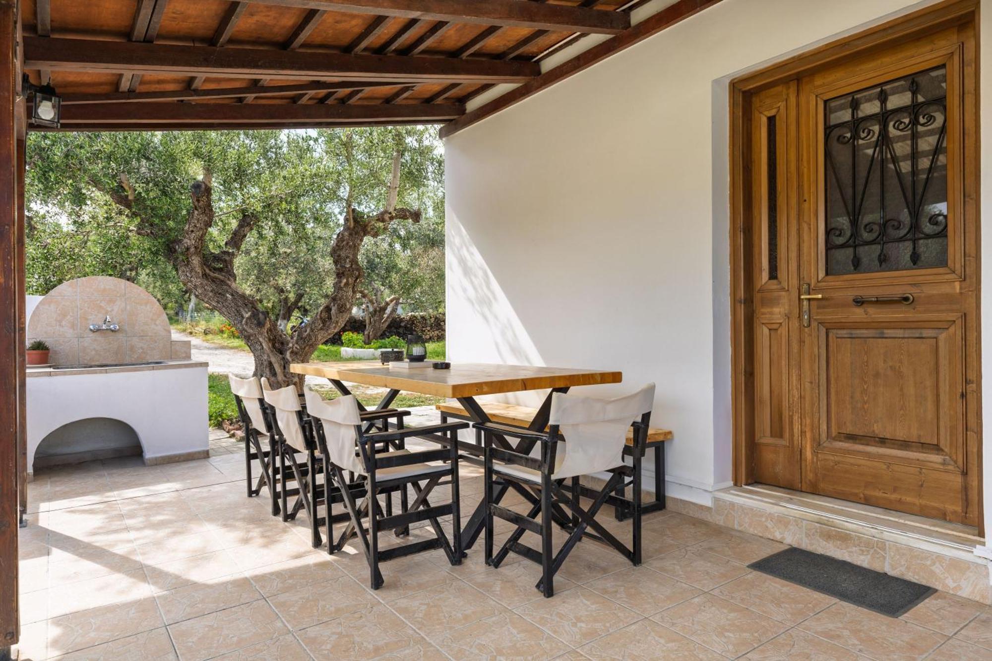 Villa Lola - 3 Bedrooms & Private Pool Lithakia  Exterior photo