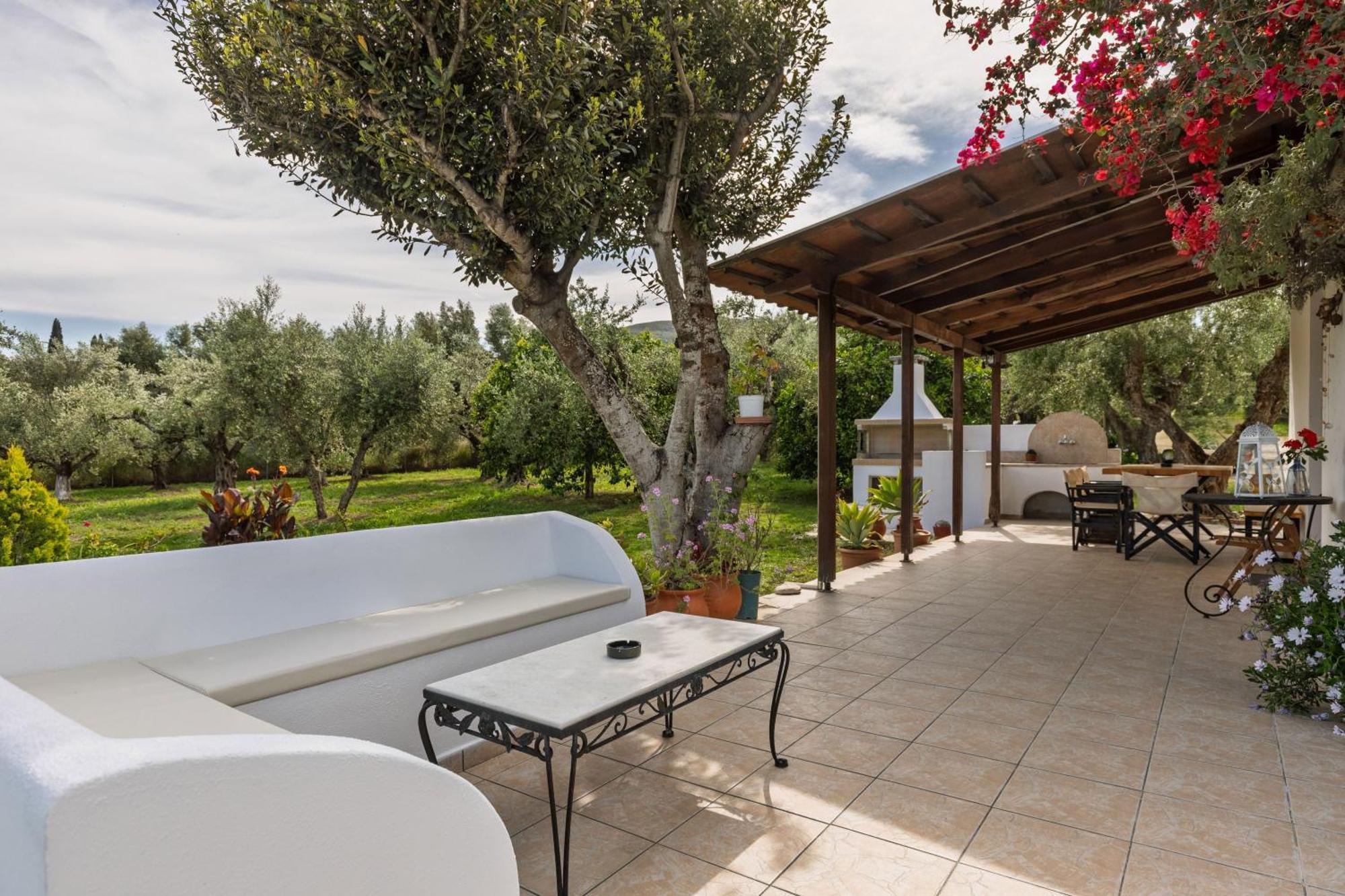 Villa Lola - 3 Bedrooms & Private Pool Lithakia  Exterior photo