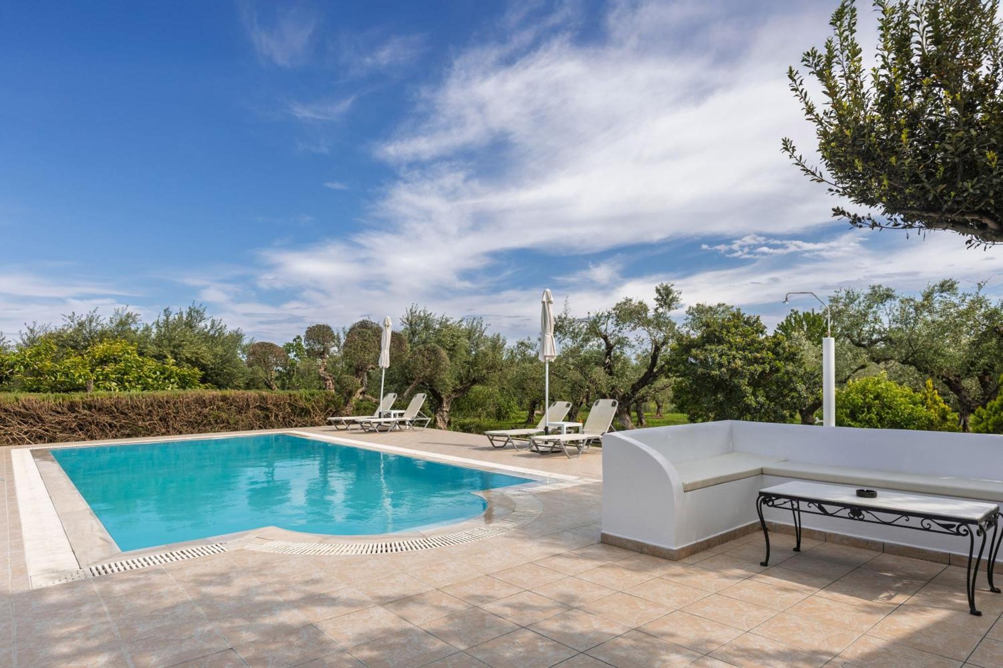 Villa Lola - 3 Bedrooms & Private Pool Lithakia  Exterior photo