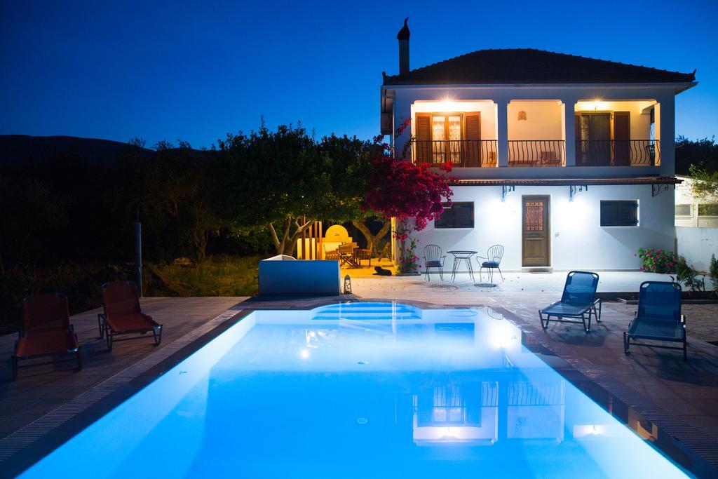 Villa Lola - 3 Bedrooms & Private Pool Lithakia  Exterior photo